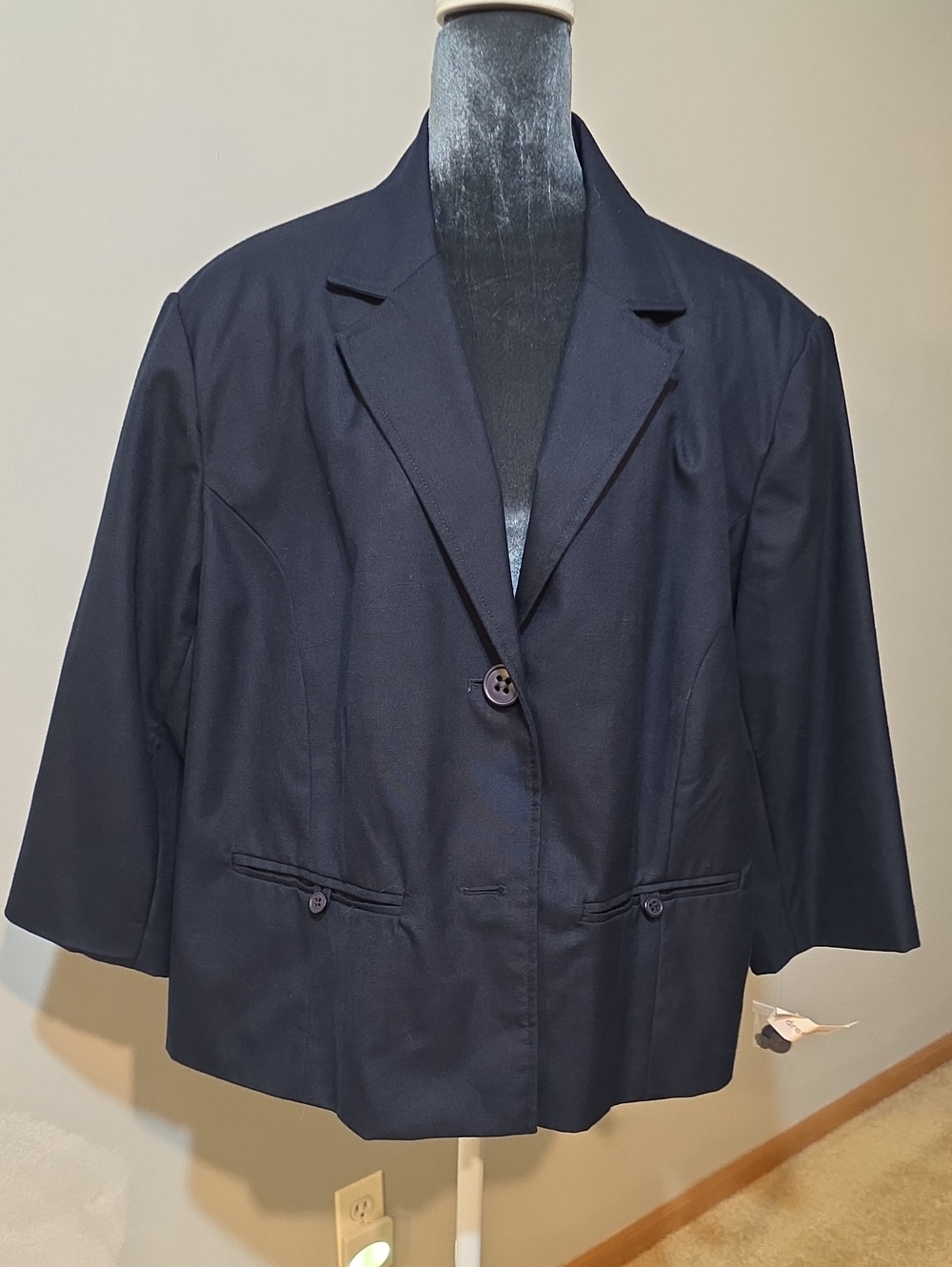 Dressbarn Woman Navy Blazer Size 24W Single Button Plus Size Career
